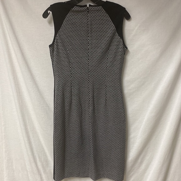 Vince Camuto Dress - Picture 2 of 3